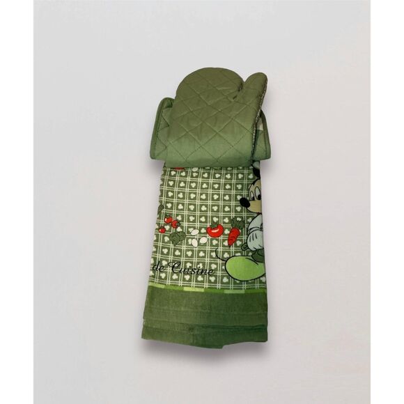 Mickey Mouse & Friends 3 Piece Kitchen Set Dish Towel, Pot Holder, & Oven Mitt - Picture 8 of 10